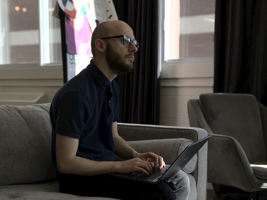 Julien Desrosiers with his laptop